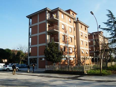 Appartamento a Jesi in Via Ponte Pio - Foto 3
