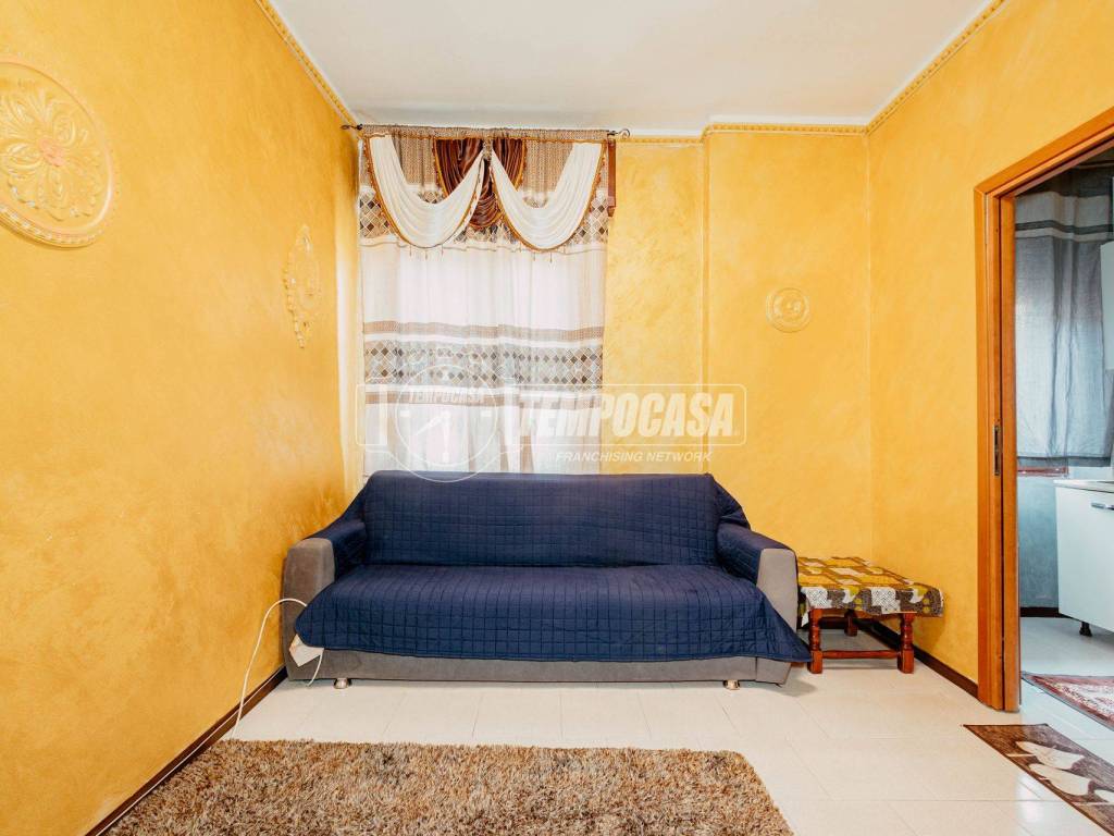 Appartamento a Mortara in Piazza Silvabella 17 - Foto 2