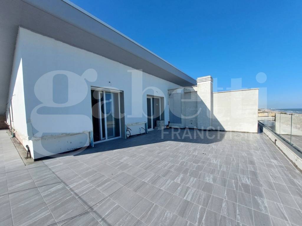 Attico / mansarda a Tortoreto in Lungomare Sirena, 618 - Foto 5