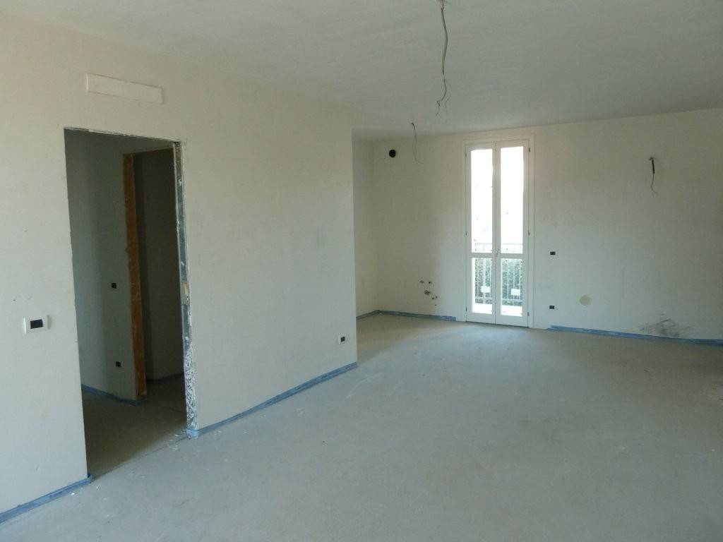 Appartamento a Casorate sempione in Via Edmondo De Amicis - Foto 5