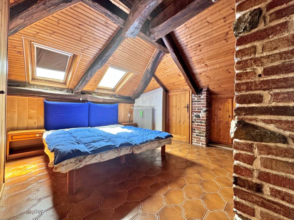 Villa a Netro in Via 4 Novembre, 49 - Foto 5