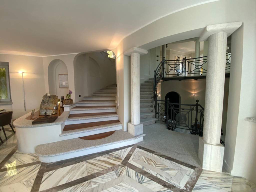 Villa a Verbania in Via Paolo Troubetzkoy - Foto 5