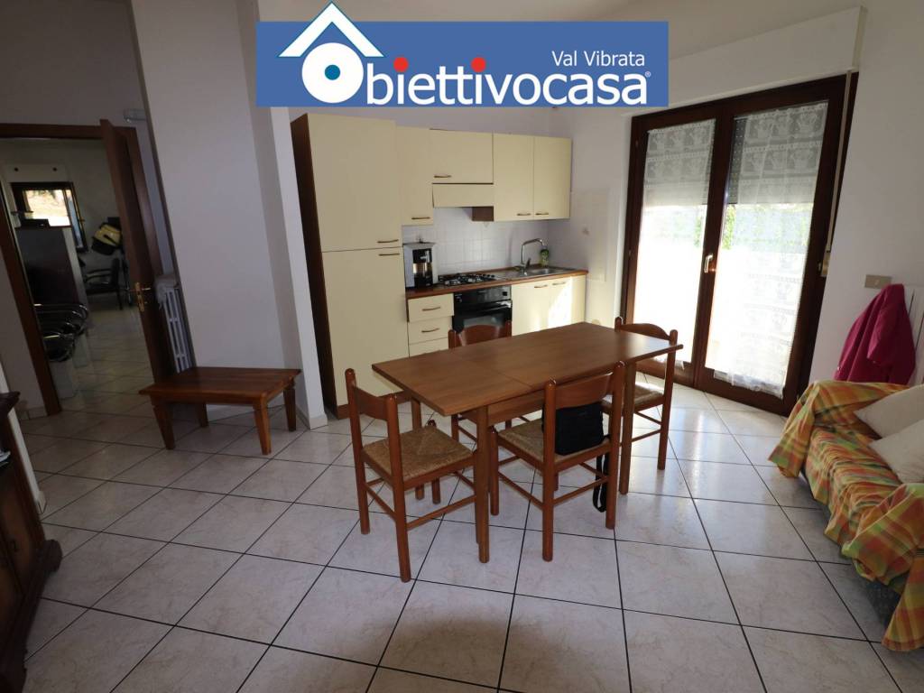 Appartamento a Sant'omero in Via Capo di Fuori, 16 - Foto 2