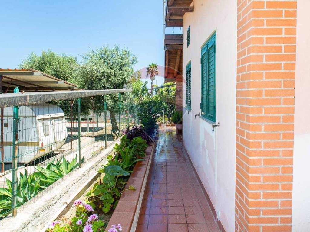 Villa a Augusta in VIA DEI GERANI - Foto 4