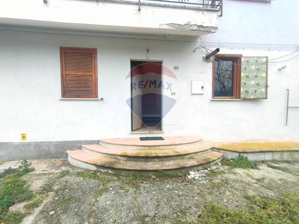 Casa indipendente a San pio delle camere in via roma - Foto 2
