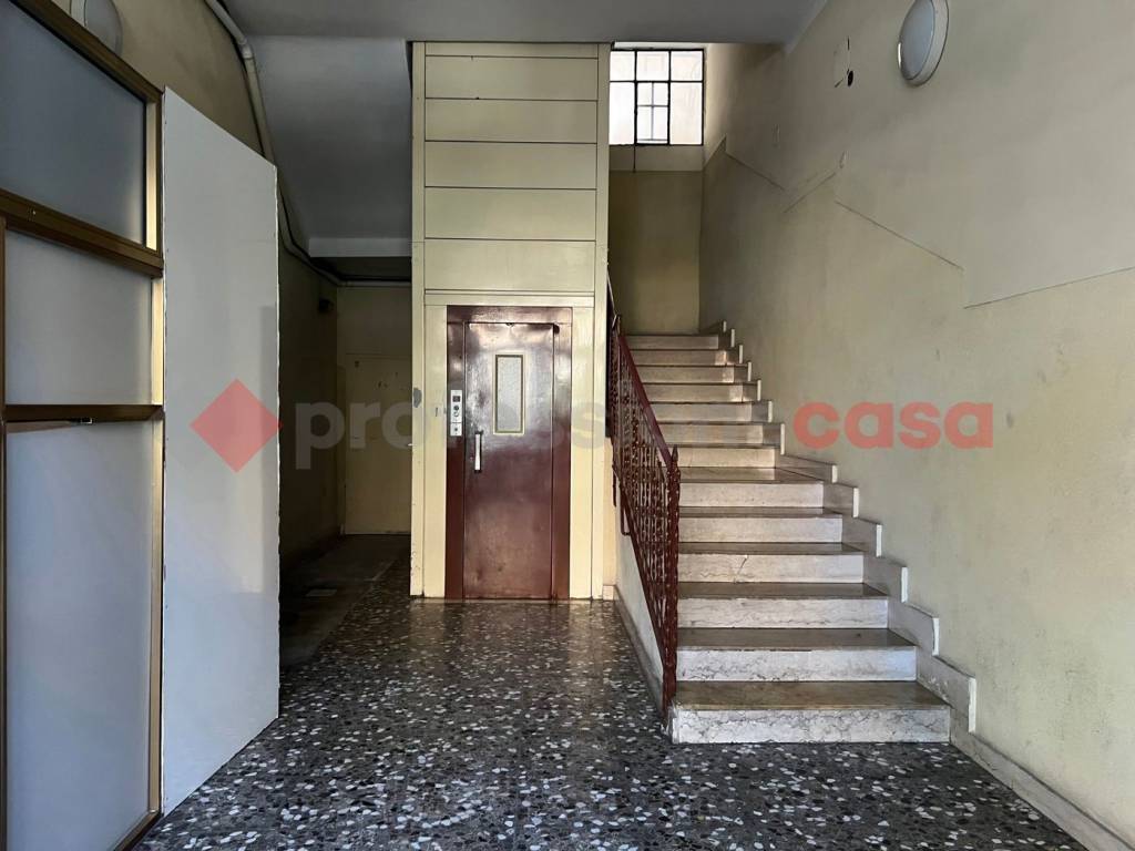 Box / garage a Taranto in via Aristosseno, 32 - Foto 5