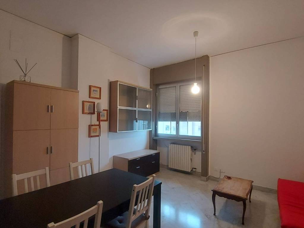 Appartamento a Taranto in Piazzale Bestat - Foto 3