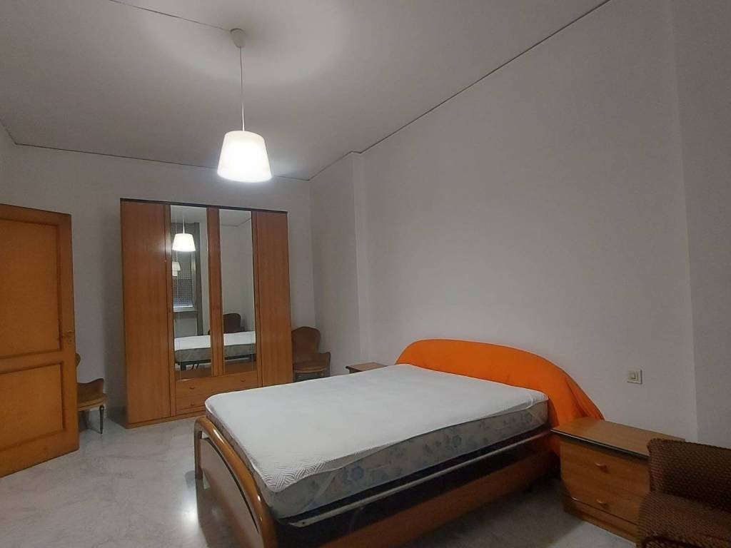 Appartamento a Taranto in Piazzale Bestat - Foto 5