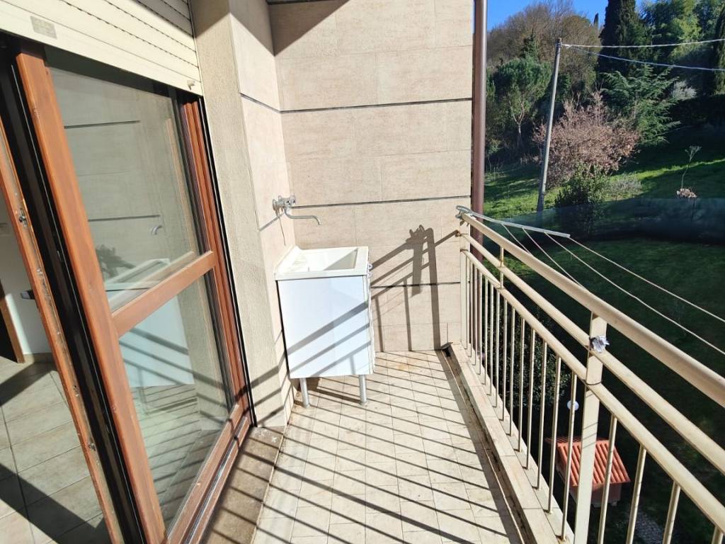 Appartamento a Montevarchi in Via della Ginestra, 44 - Foto 2