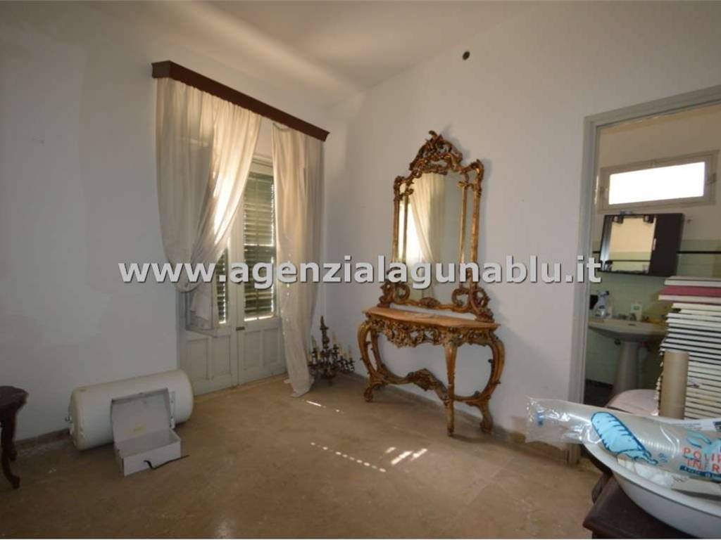Palazzo / stabile a Mazara del vallo in Piazza Plebiscito, 7 - Foto 3