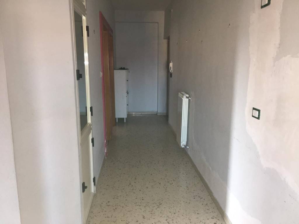 Appartamento a Lamezia terme in Via Enrico Toti - Foto 5