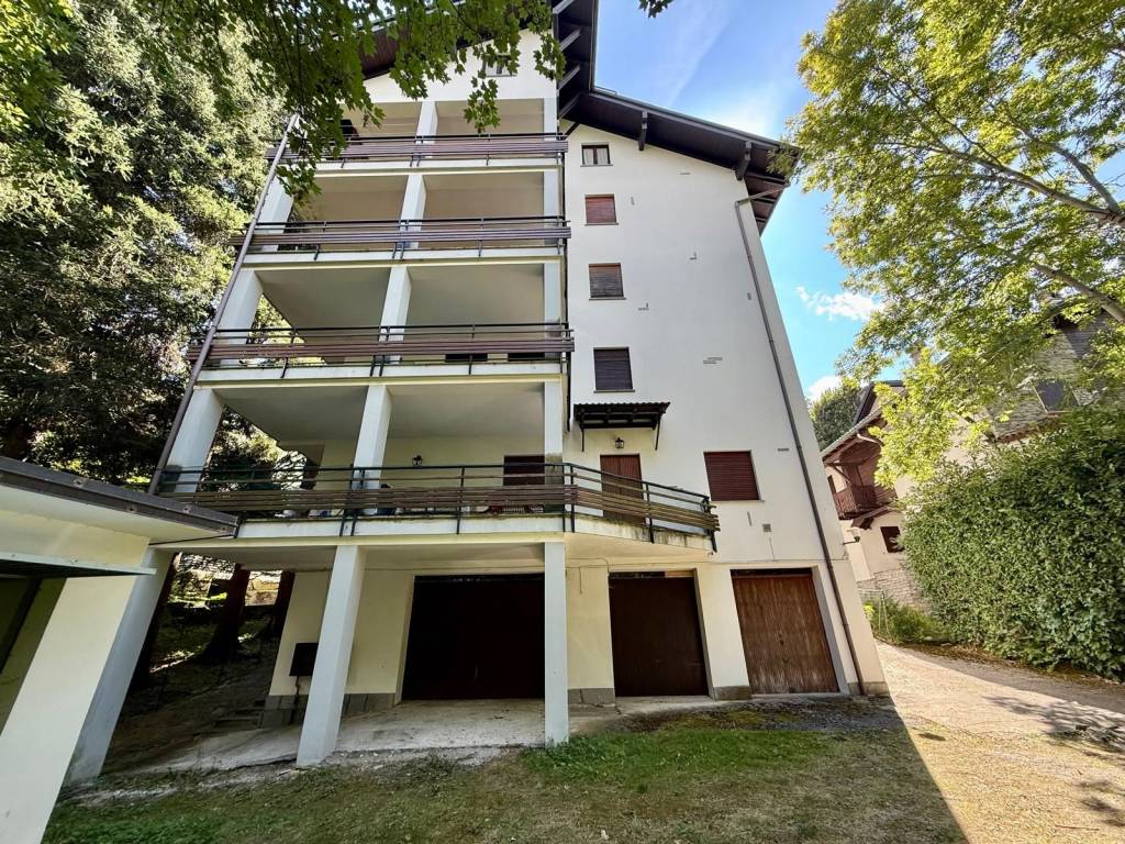 Appartamento a Malesco in Via Colonnello Attilio Moneta, 37 - Foto 3