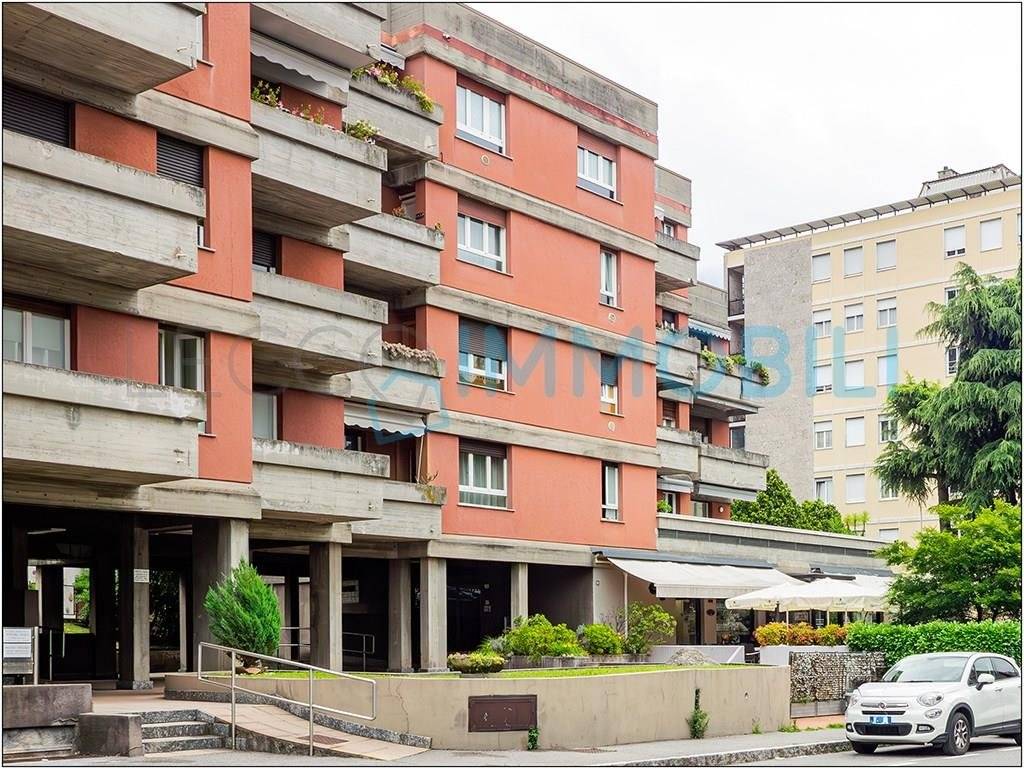 Appartamento a Lecco in viale adamello, 38 - Foto 3