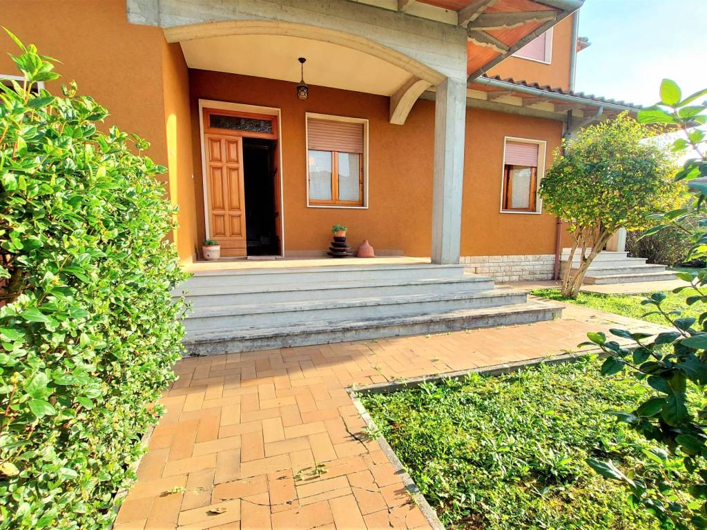 Villa a Asciano in Via 25 Aprile - Foto 2
