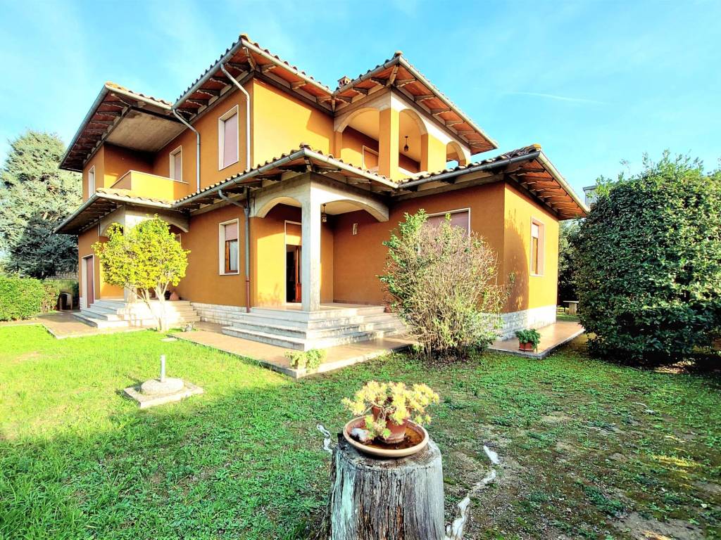 Villa a Asciano in Via 25 Aprile - Foto 3