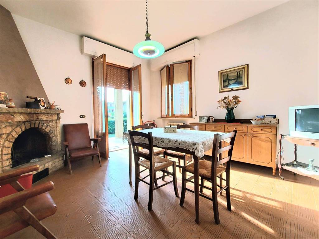 Villa a Asciano in Via 25 Aprile - Foto 4