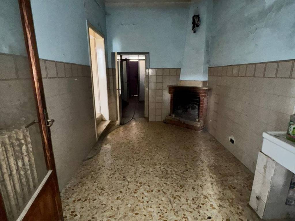 Casa indipendente a Avezzano in Via San Francesco - Foto 4