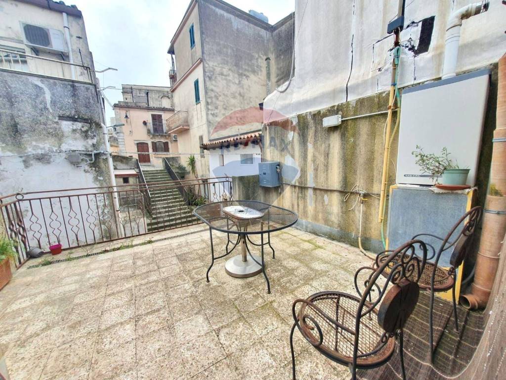 Casa indipendente a Chiaramonte gulfi in Via Blanca, 25 - Foto 2