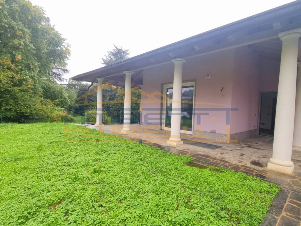 Villa a Merate in Via Guglielmo Marconi - Foto 2