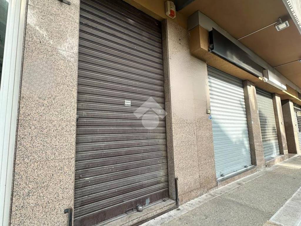 Immobile a Canosa di puglia in VIA R. M. IMBRIANI, 18 - Foto 4