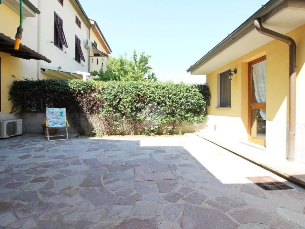 Casa indipendente a Prato in Via del Sabotino - Foto 2