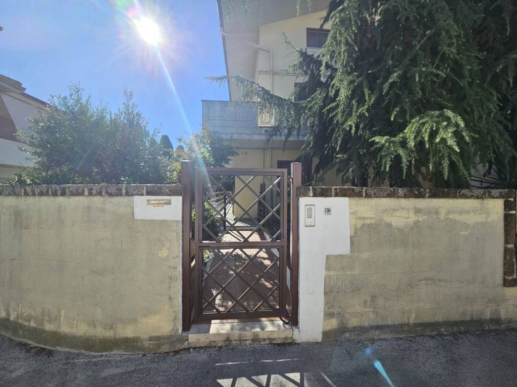 Appartamento a Cepagatti in Via Pagliette - Foto 2