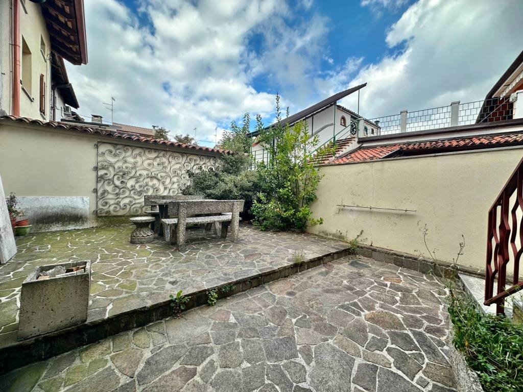 Casa indipendente a Tavagnacco in Via dei Martiri, 27 - Foto 3