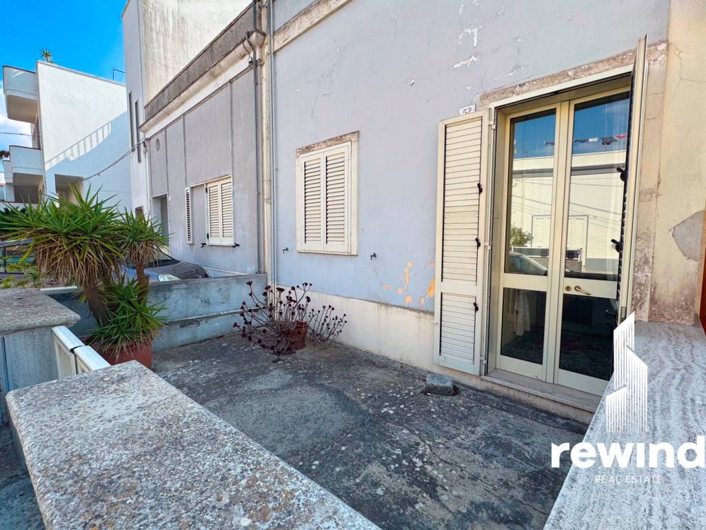Appartamento a Castri di lecce in Via Indipendenza - Foto 3