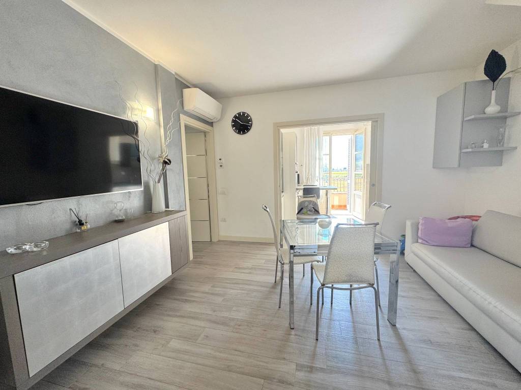 Appartamento a Montemurlo in Via Enrico De Nicola - Foto 3