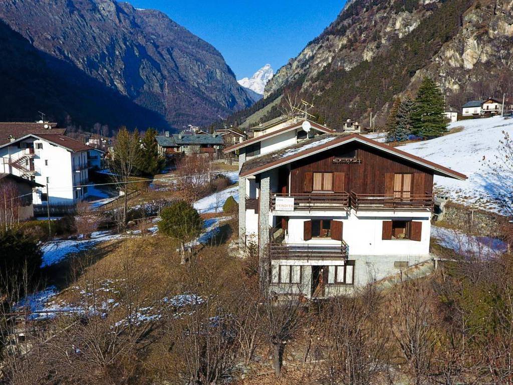 Appartamento a Antey-saint-andrè in Frazione GRand Moulin - Foto 4