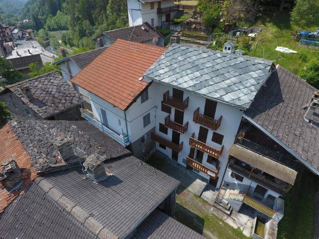 Appartamento a Antey-saint-andrè in Grand Moulin - Foto 2