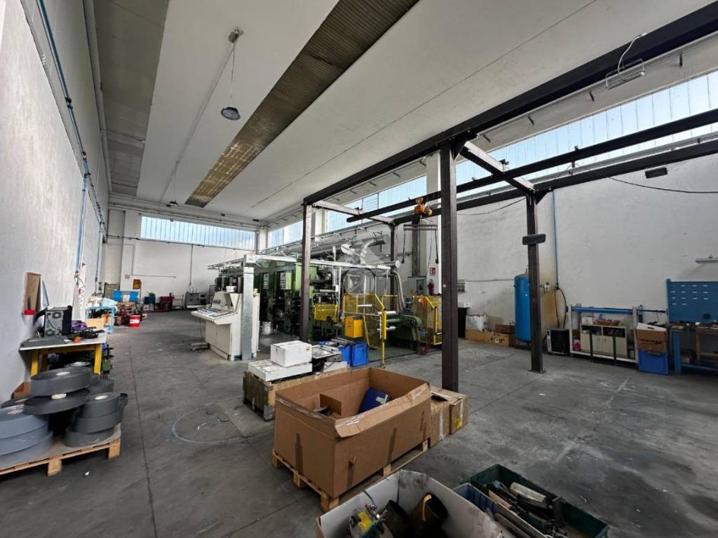 Immobile a Broni in SS 617 Bronese, 3 - Foto 2