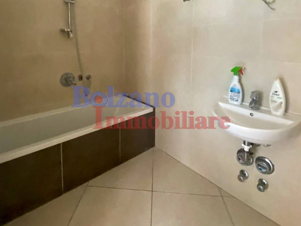 Appartamento a Bolzano in Via Rencio - Foto 5