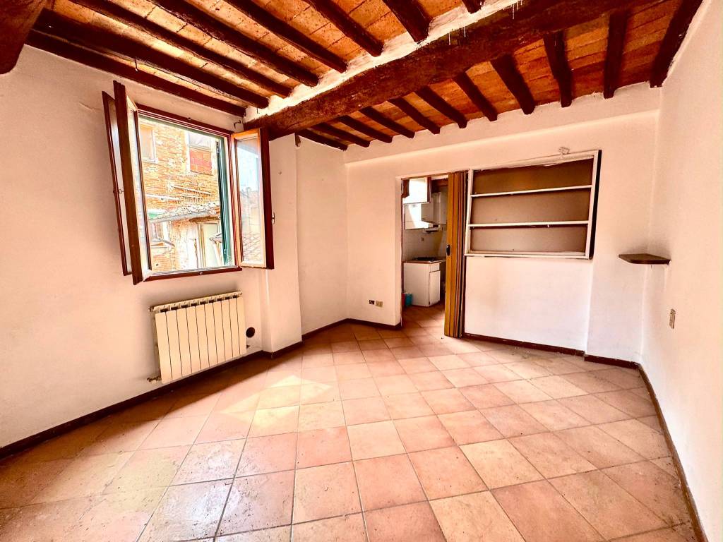 Appartamento a Montevarchi in Via Roma - Foto 5