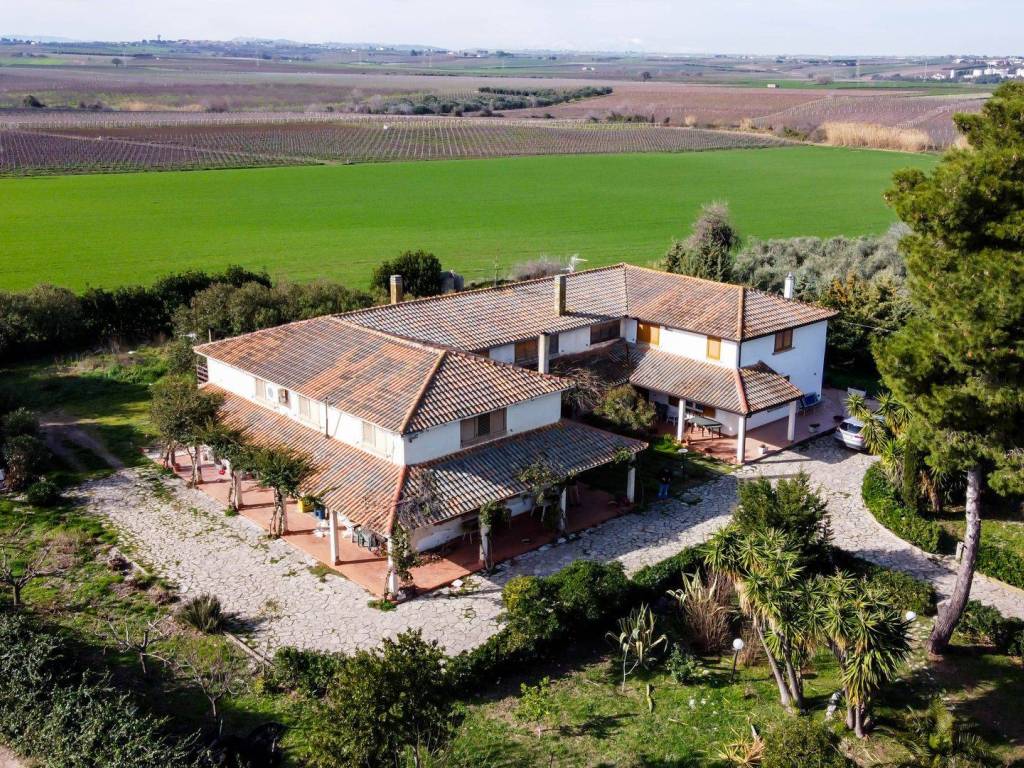 Villa a Campomarino in SS 16, 5, 86042 Campomarino Lido CB, Italia - Foto 2
