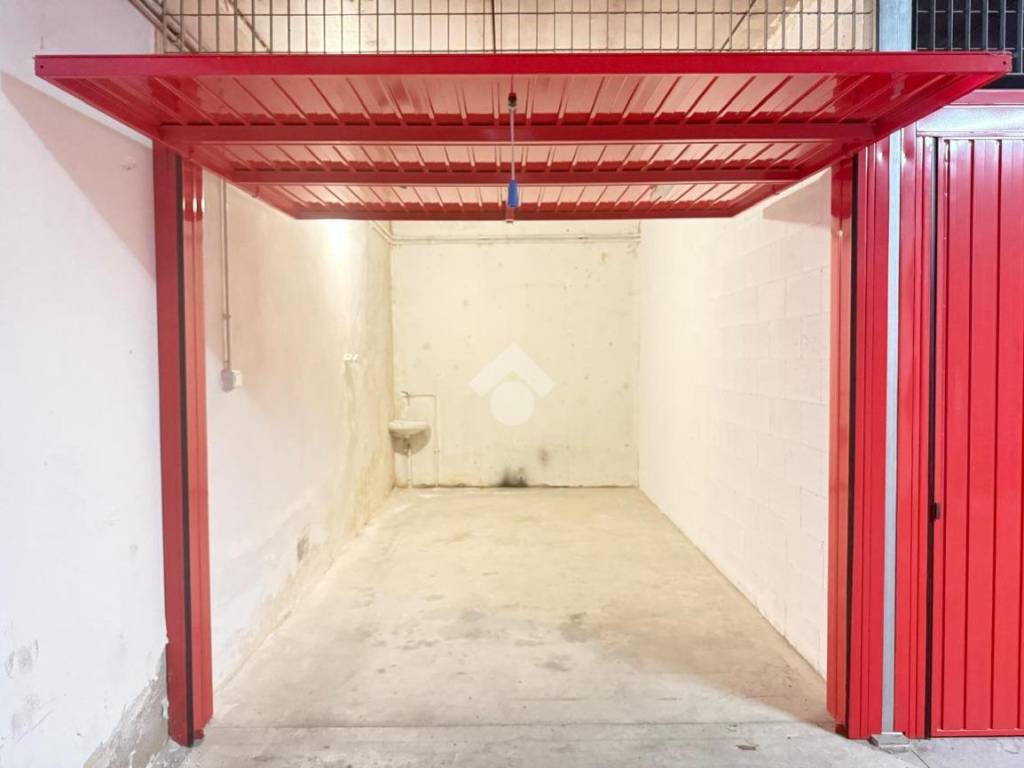 Box / garage a Trieste in Via Norma Cossetto, 8 - Foto 4