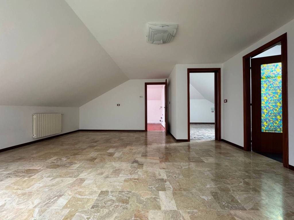 Appartamento a Suisio in Via Don Celeste Adobati, 14 - Foto 4
