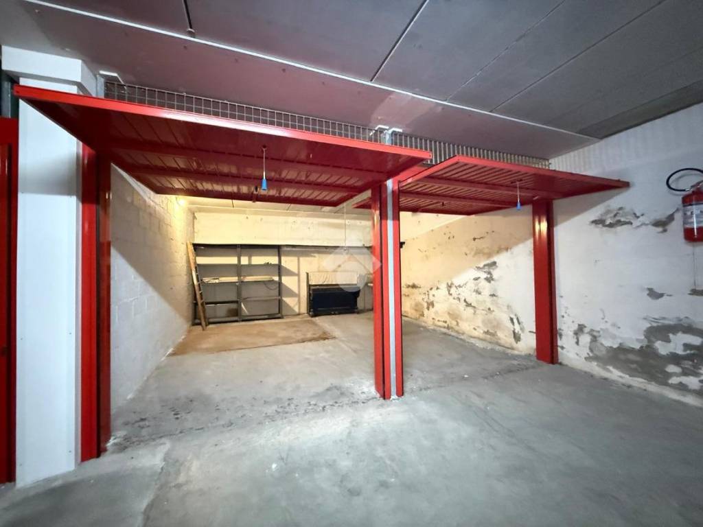 Box / garage a Trieste in Via Norma Cossetto, 8 - Foto 2