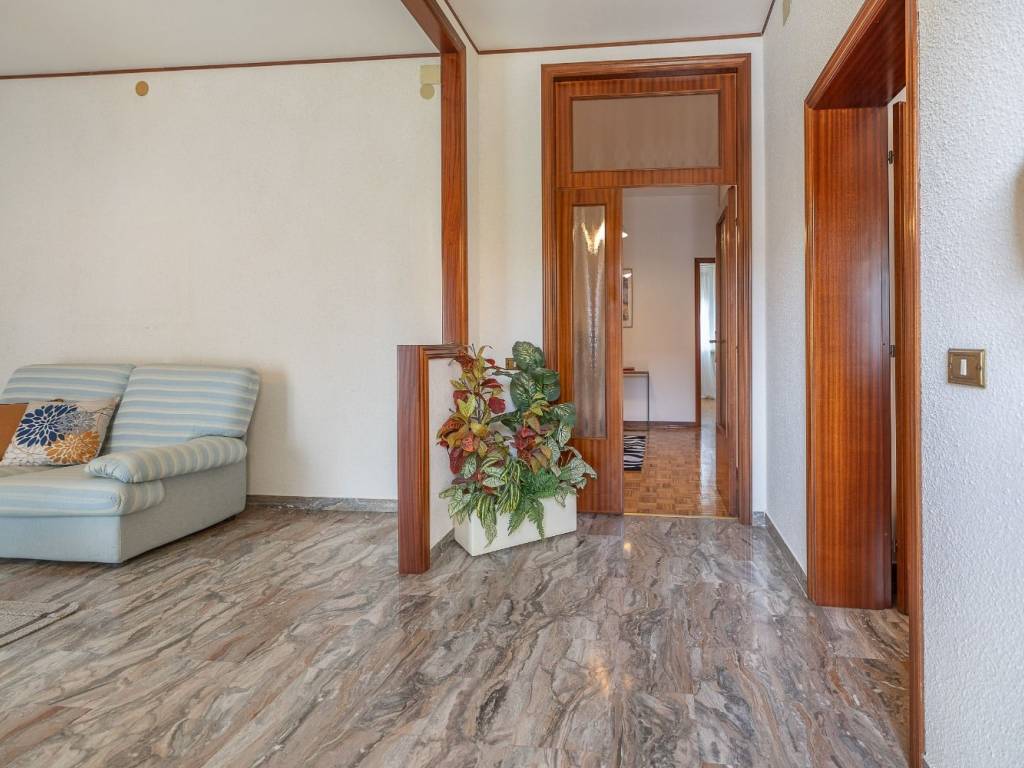 Villa a Montecalvo in foglia in Via Raffaello, 13 - Foto 2