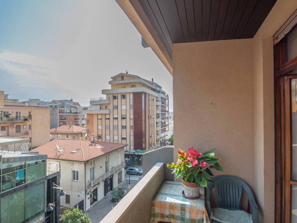 Appartamento a Pescara in Via Nicola Fabrizi, 171 - Foto 2