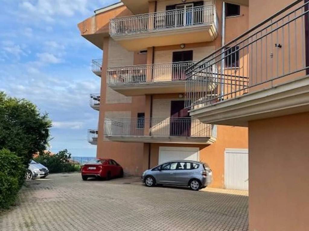 Appartamento a Città sant'angelo in Via Della Madonnuccia, 9 - Foto 2