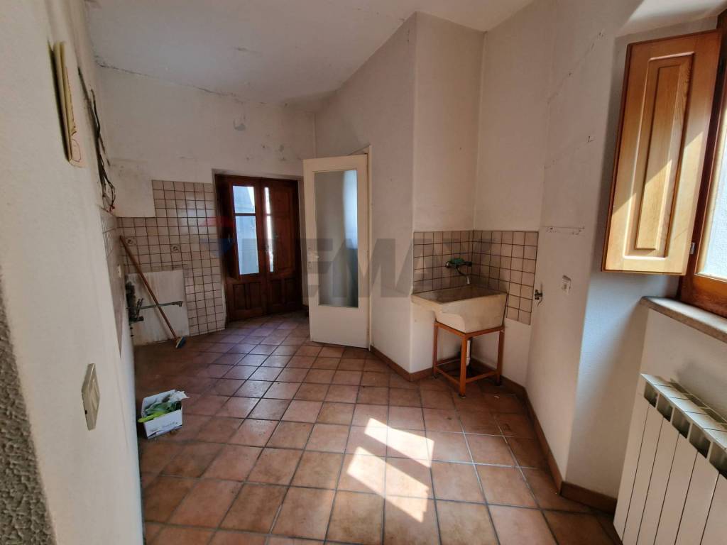 Casa indipendente a Francavilla di sicilia in via Nino Bixio, 21 - Foto 4