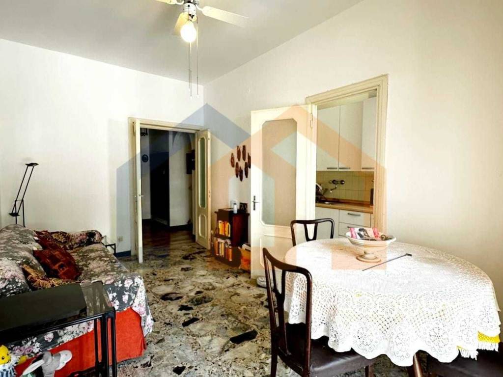 Appartamento a Albissola marina in Piazzale Piemonte, 9 - Foto 3