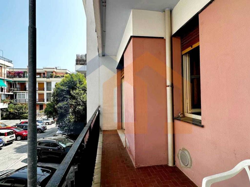 Appartamento a Albissola marina in Piazzale Piemonte, 9 - Foto 5