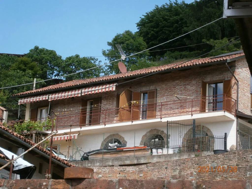 Rustico / casale a Albugnano in Salita Alla Torre, 5 - Foto 2