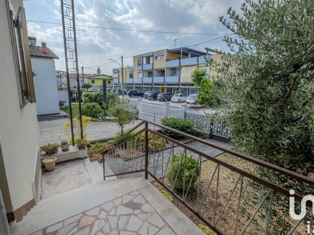 Villa a Castel goffredo in Via GIOVANNI XXIII, 16 - Foto 5