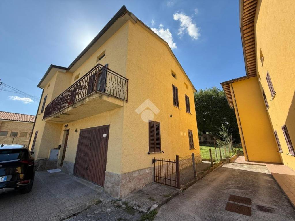 Casa indipendente a Gubbio in Località Colpalombo, 62 - Foto 2