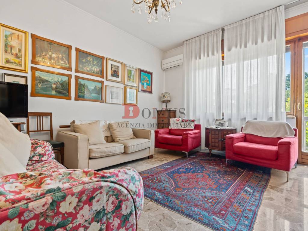 Appartamento a Verona in Via Antonio Locatelli, 20 - Foto 2