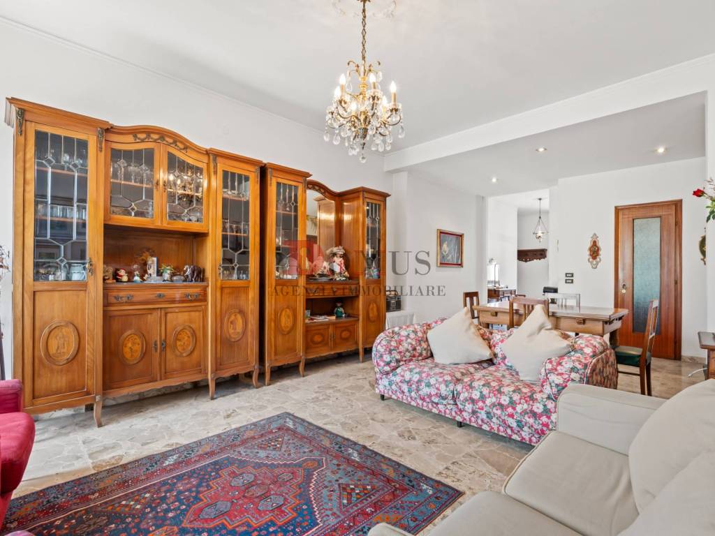 Appartamento a Verona in Via Antonio Locatelli, 20 - Foto 4