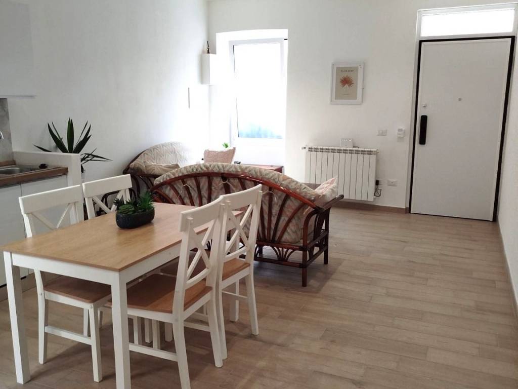 Villa a Cagliari in Via Giardini - Foto 2